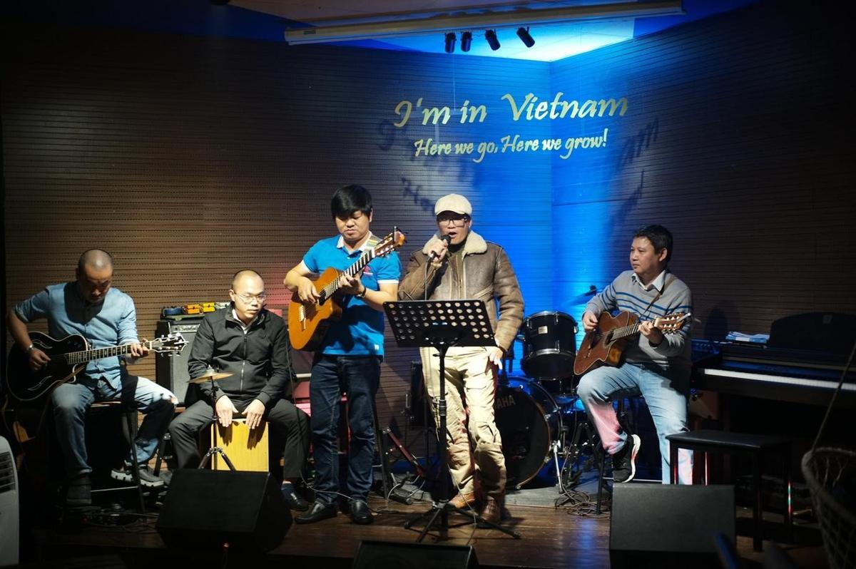 Nghệ sỹ Lê Hùng Phong tiên phong áp dụng chuyển đổi số trong việc lan tỏa và đào tạo Guitar Ảnh 1