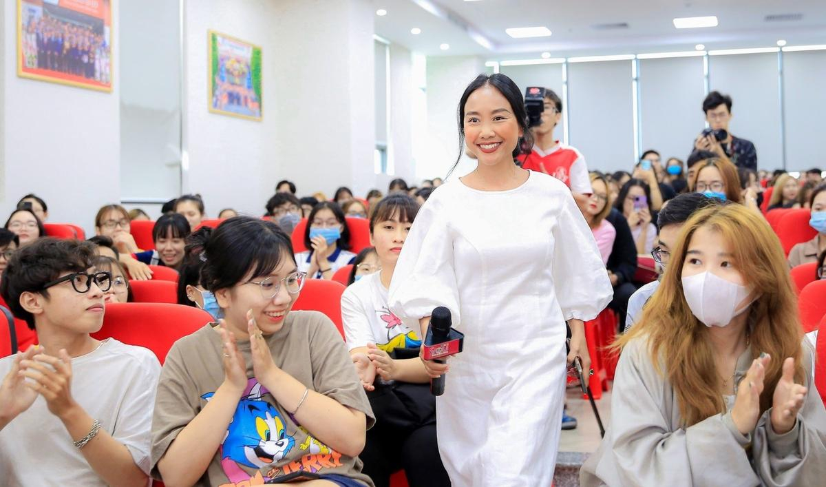 Nhiều thông tin đáng giá trong Talkshow 'Ngọt - Đắng cùng Chocolate Đoan Trang' Ảnh 1