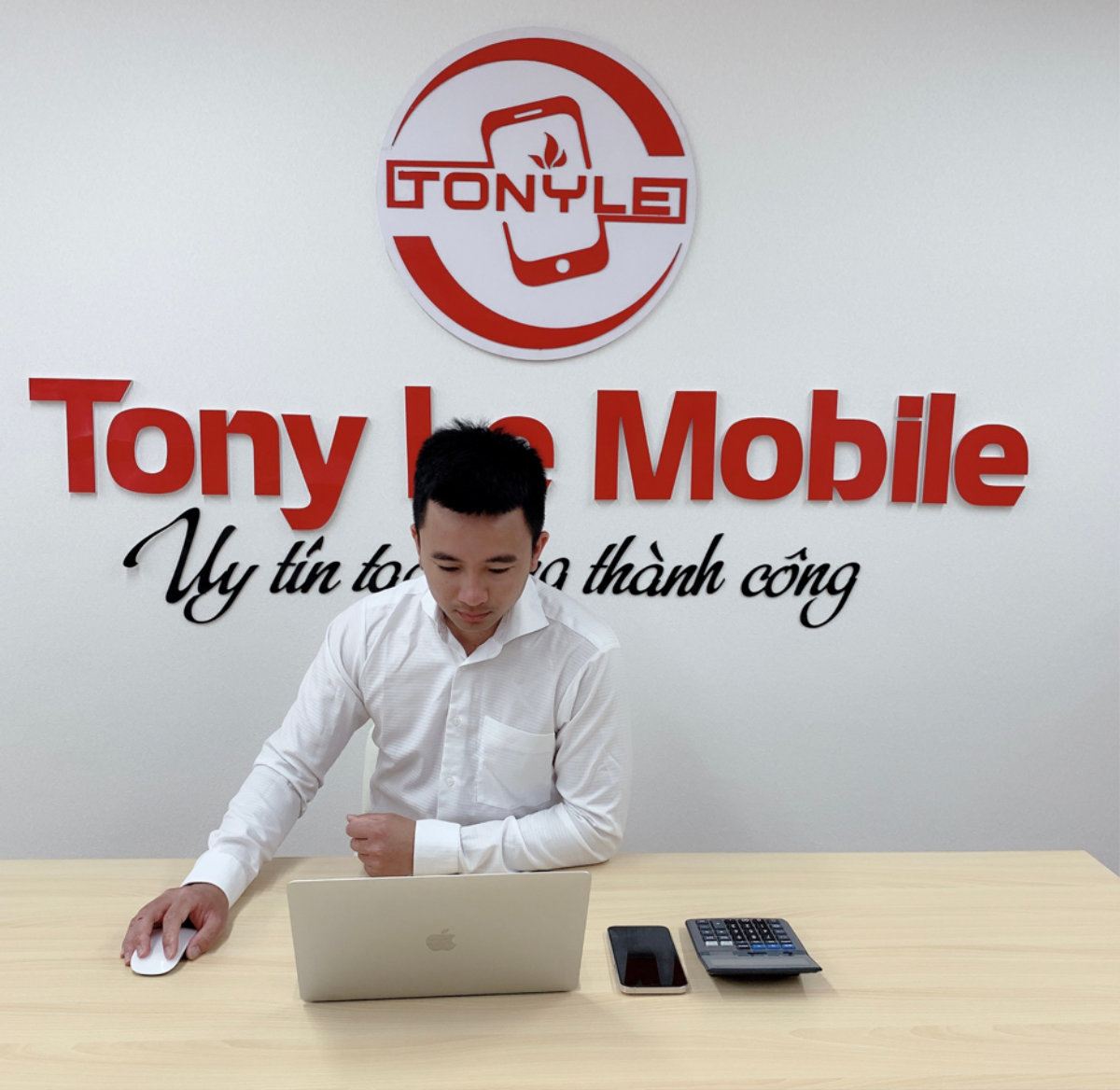 Lê Trung Hiếu - Từ chàng sinh viên du học đến ông chủ của Tonny Le Mobile một công ty kinh doanh tại Nhật Bản Ảnh 2