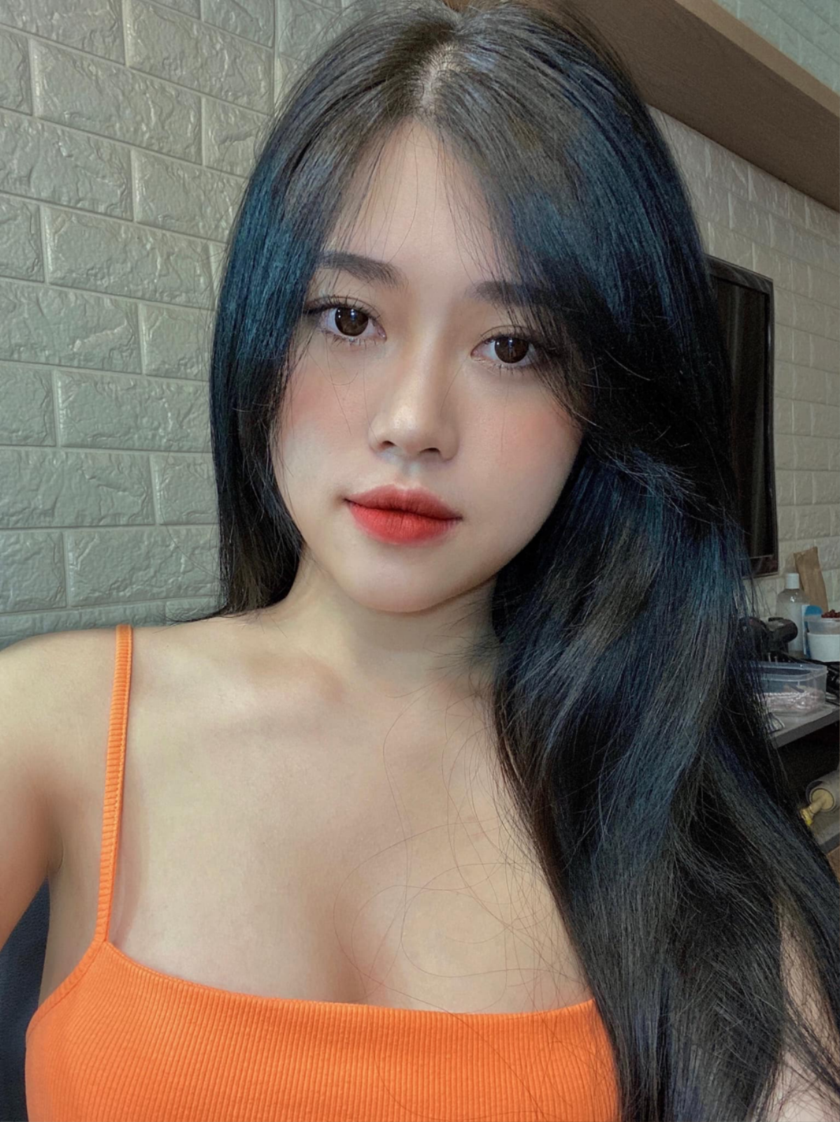 Streamer Thủy Tiên: Hot streamer xinh đẹp, tài năng và quyến rũ Ảnh 4