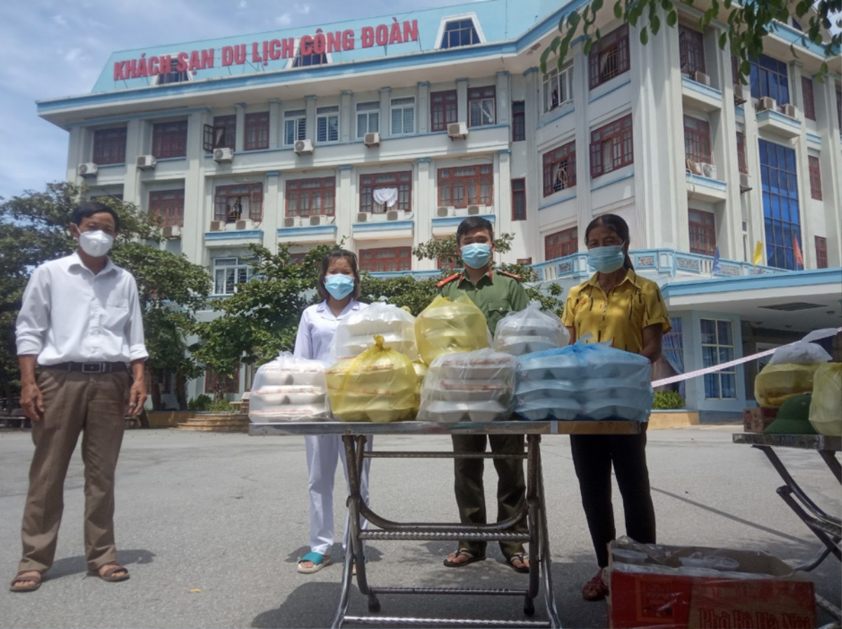 Hàn Quốc Hùng (Nguyễn Đình Hùng) chàng trai 9X với tấm lòng ấm áp của người con Hà Tĩnh Ảnh 6