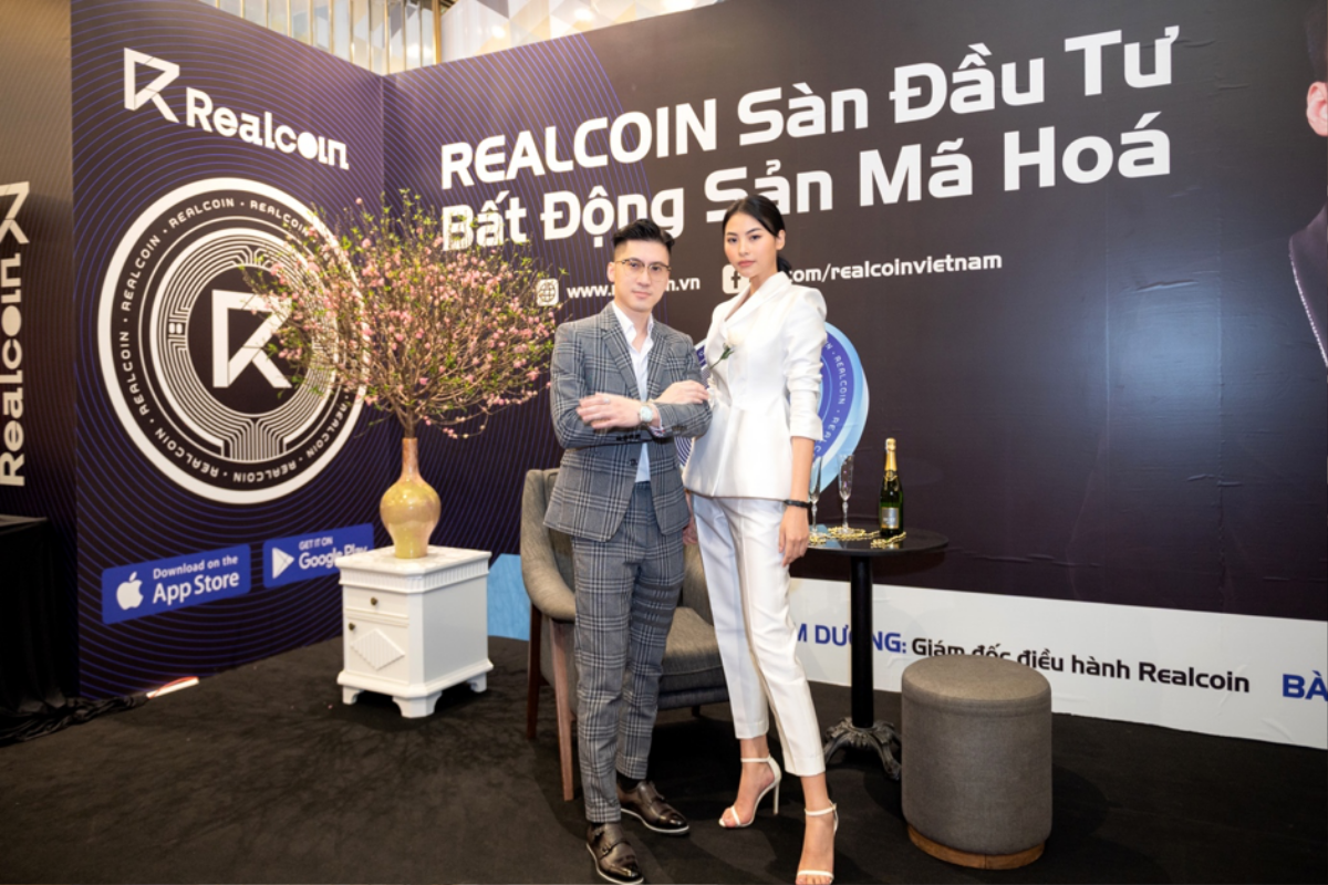 Người đẹp Đào Hà duyên dáng thanh lịch tại Leman Luxury, bên đồng tiền xanh Realcoin Ảnh 3