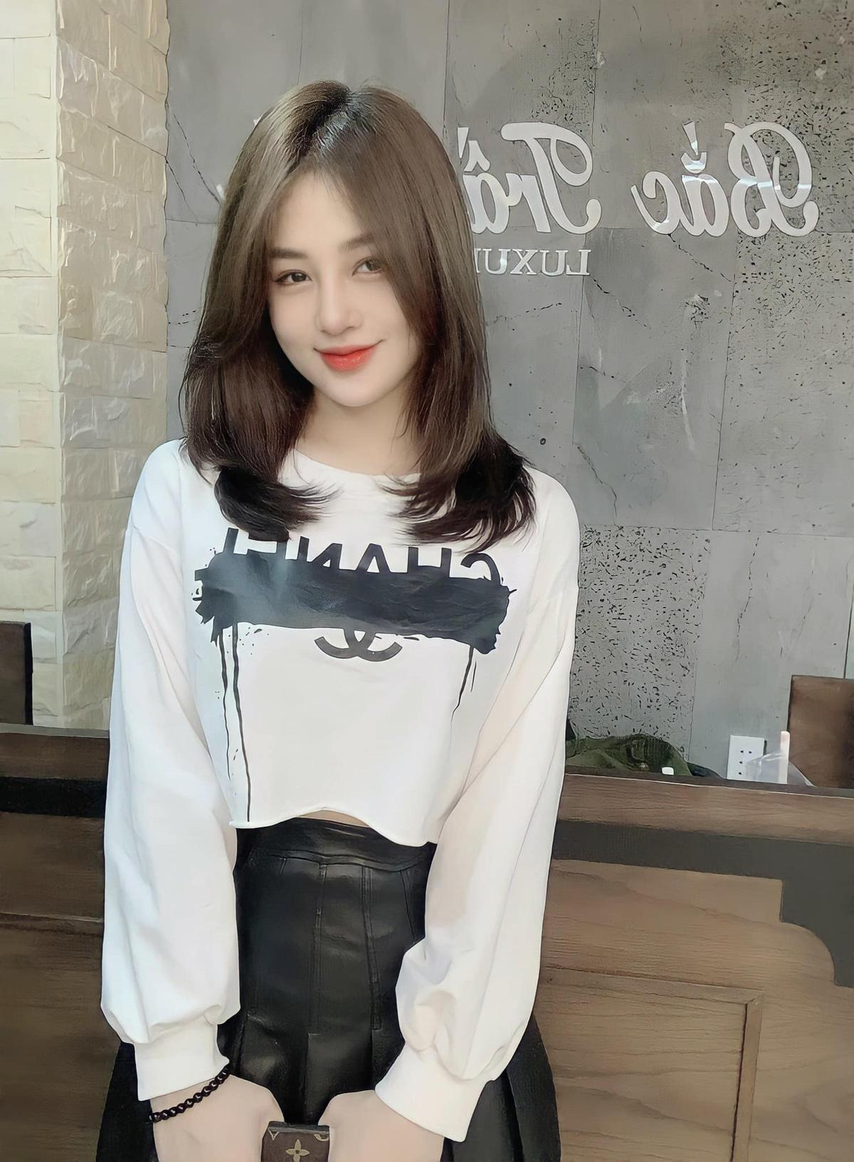 Kim Oanh - Hotgirl xinh đẹp, nóng bỏng nổi tiếng mạng xã hội Ảnh 3