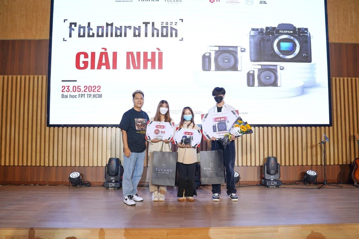 Hàng nghìn chiếc bánh mì Huynh Hoa được gửi đến thí sinh cuộc thi Fotomarathon 2022 Ảnh 4