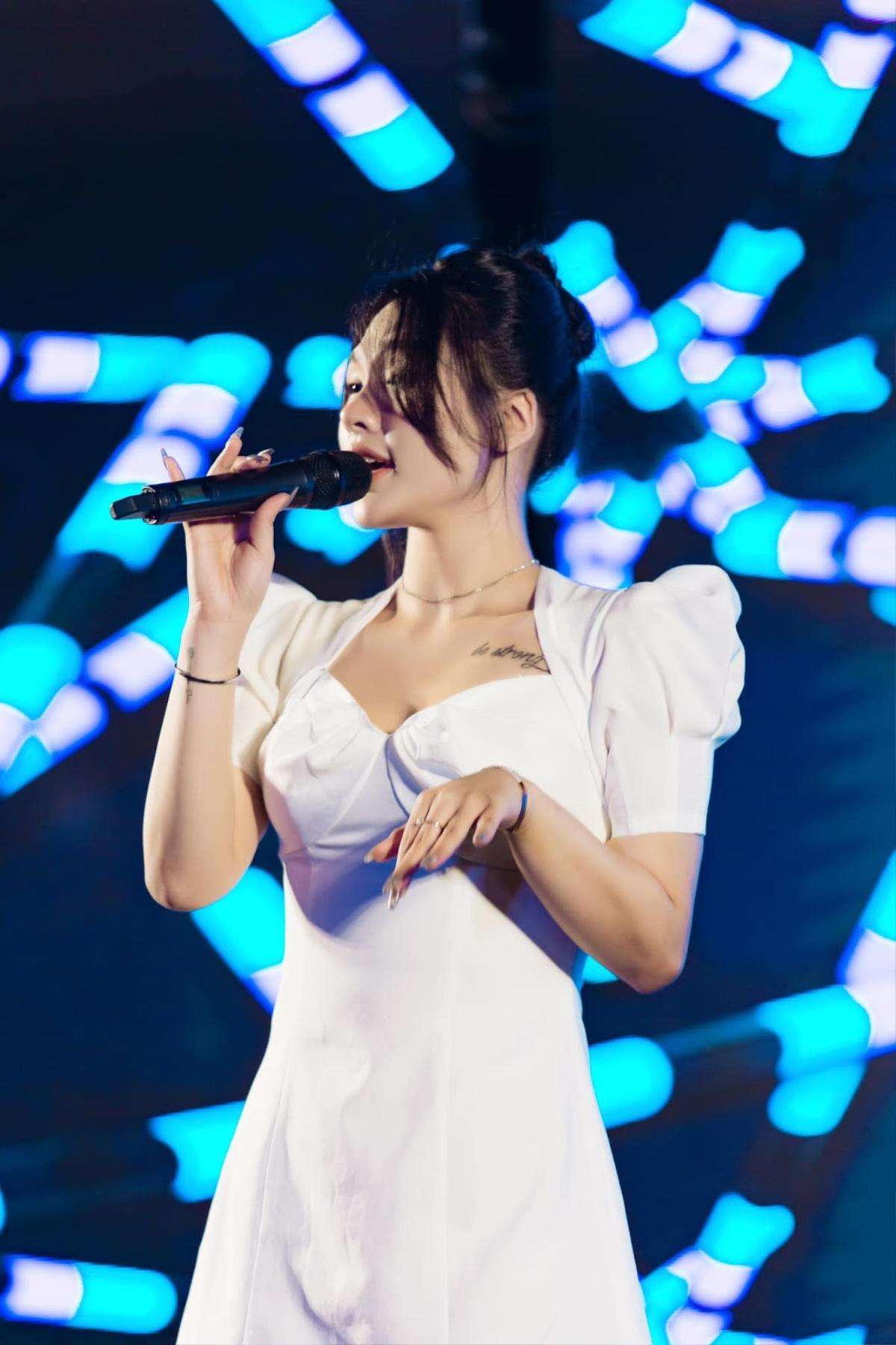 Diêu Ngọc Bích Trâm: Học trò cưng của Thanh Hà, không ngủ quên trên chiến thắng tại The Voice 2019 Ảnh 1