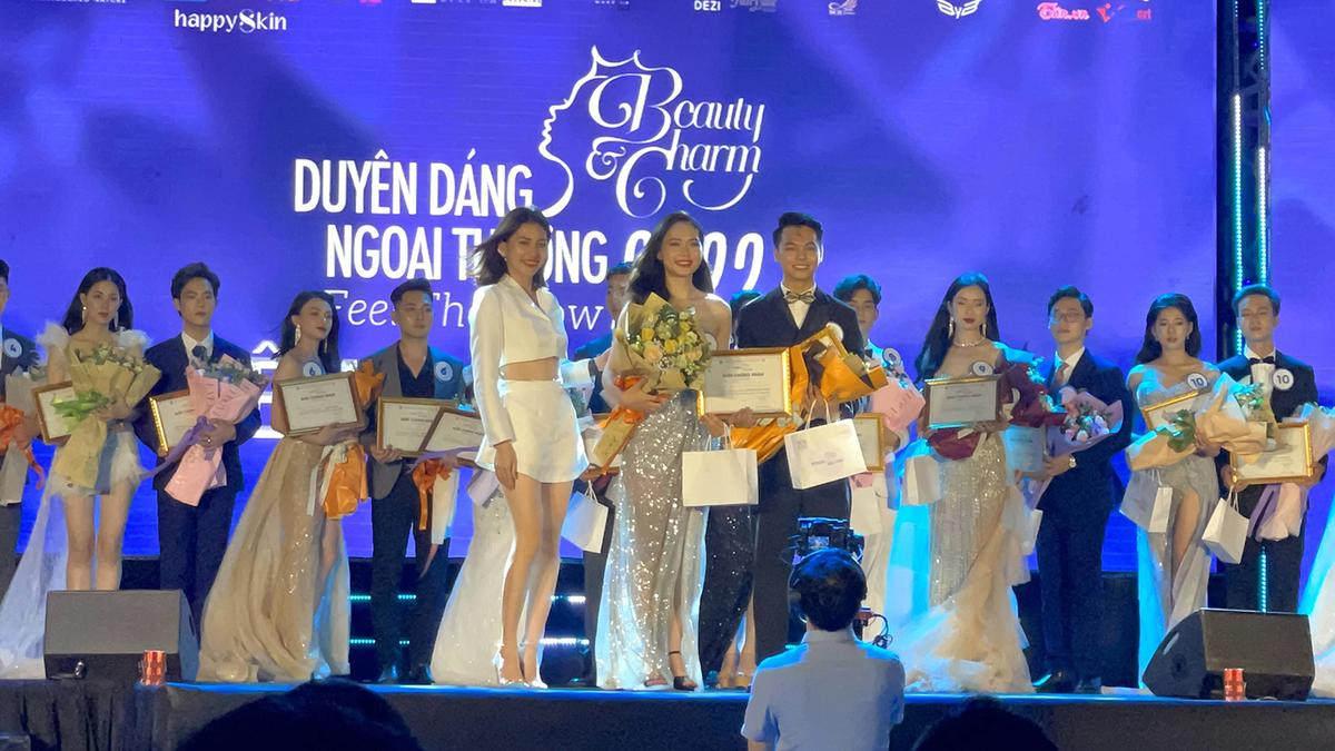 Đạo diễn catwalk Thanh Huyền Nguyễn: 'Duyên dáng Ngoại Thương 2022 hội tụ nhiều thí sinh xuất sắc' Ảnh 5