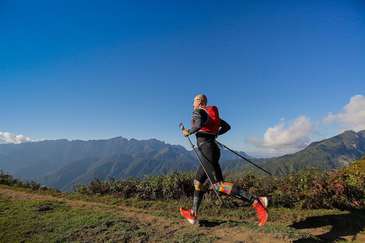 Galaxy Watch 5 đồng hành cùng người dùng chinh phục giải chạy Vietnam Mountain Marathon Ảnh 2