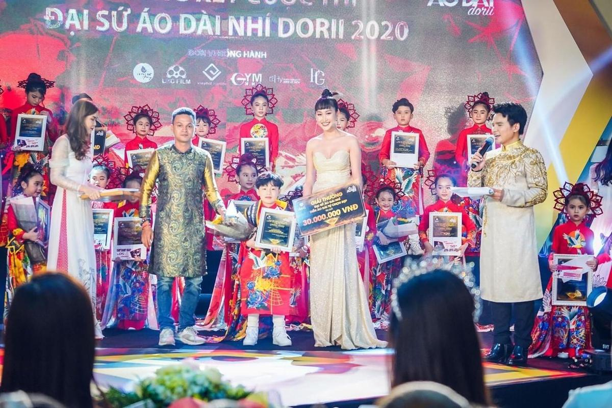 Đạo diễn, Nhiếp ảnh gia, CEO Nguyễn Xuân Huy ngồi ghế trưởng ban giám khảo tại STAR TALENT KID Ảnh 6