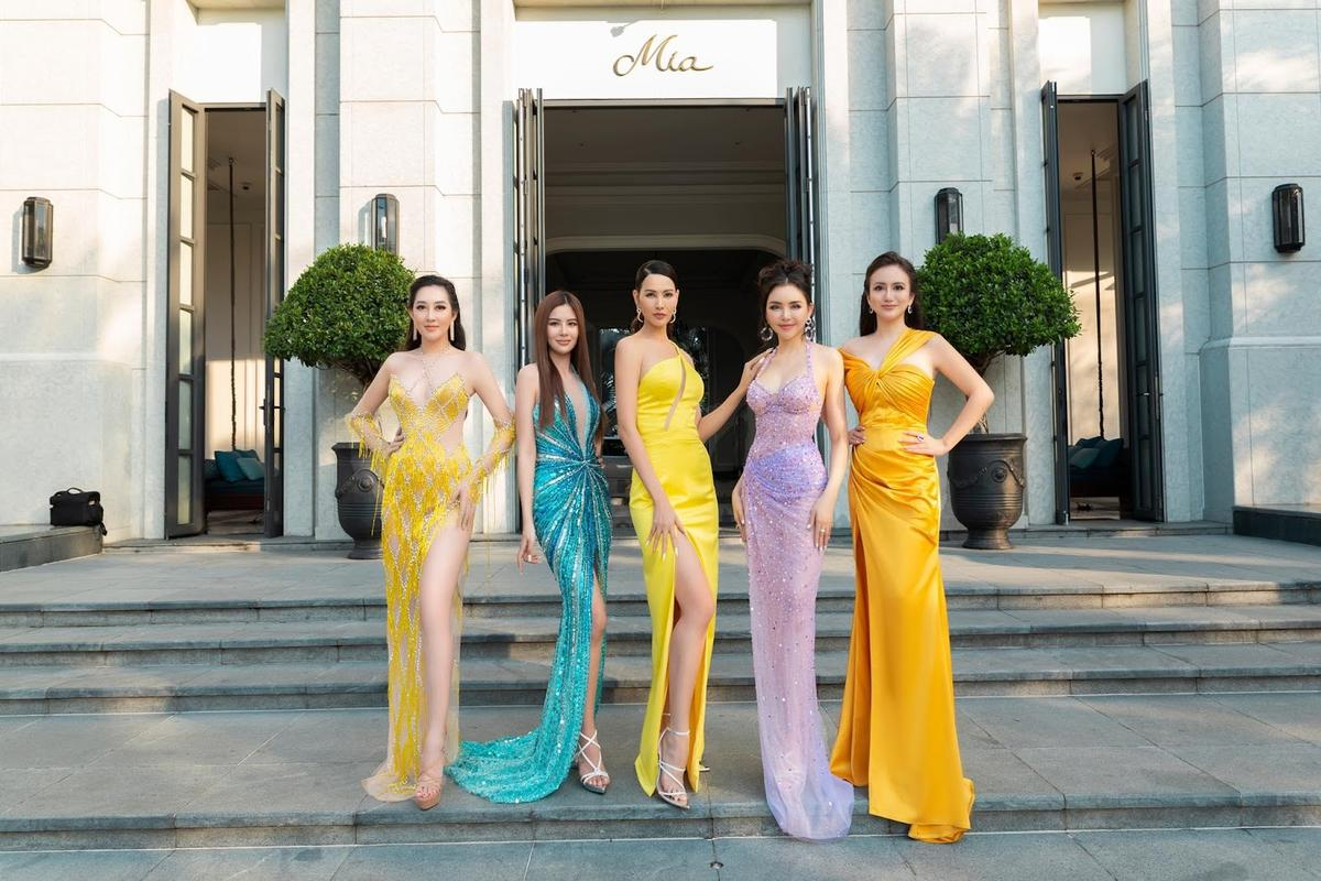 Hoa hậu Huỳnh Thúy Anh hội ngộ Miss Intercontinental 2014 sau 8 năm Ảnh 8