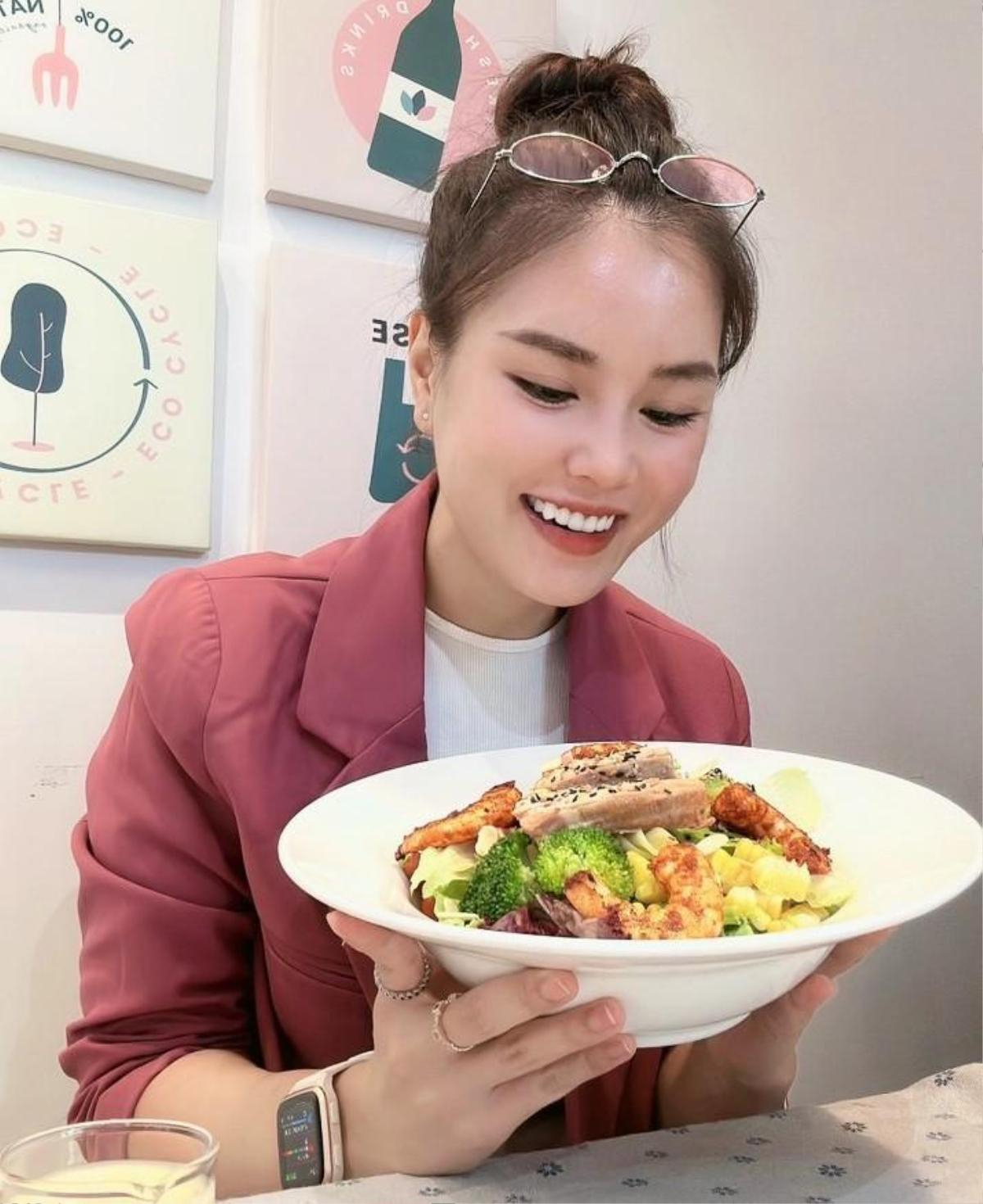 Cùng Thu Nhi Eat Clean khám phá bản đồ ẩm thực Dear Body Fest Ảnh 2