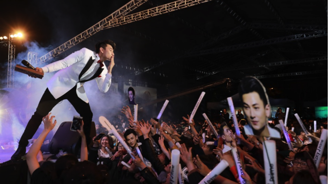 Đông Nhi, Isaac bùng nổ cùng giới trẻ Hải Phòng tại đại tiệc công nghệ - âm nhạc 'J-Volution' Ảnh 2