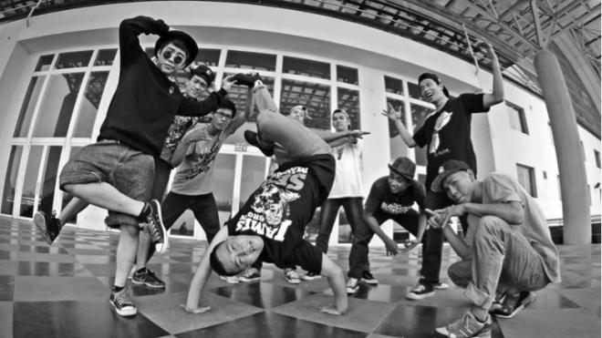 Chiêm ngưỡng Muay Thái và các màn biểu diễn underground tại sự kiện nóng nhất hè 2017 Ảnh 2