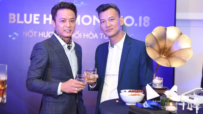 Hồng Đăng 'Tuổi thanh xuân' hội ngộ nhạc sĩ Trí Minh trong đêm nhạc giao hưởng Ảnh 2