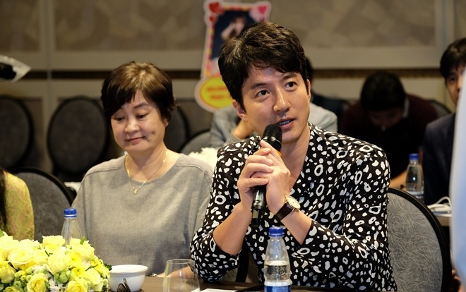 Lần đầu tiên bom tấn truyền hình Hàn Quốc được làm phiên bản điện ảnh tại Việt Nam Ảnh 2