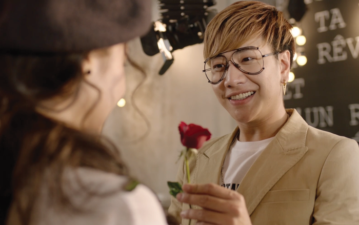 Lou Hoàng 'thả thính' fan hứa hẹn một Valentine Trắng bất ngờ Ảnh 2