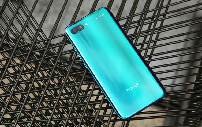 Top 4 smartphone tầm giá 8 - 10 triệu 'ngon, xịn, mịn' Ảnh 2