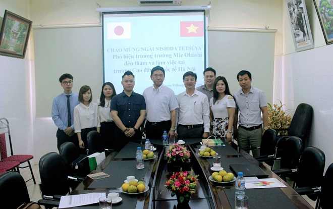 Kỳ thực tập trong mơ chính là đây: Ra nước ngoài học hỏi mà vẫn rủng rỉnh nhận lương 20 triệu đồng/tháng Ảnh 2