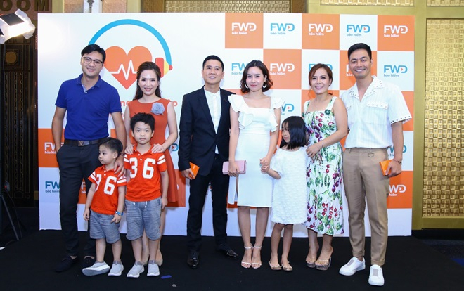 Những bà mẹ tài năng của showbiz muốn ông xã cùng chăm sóc con từ trong bụng mẹ Ảnh 2