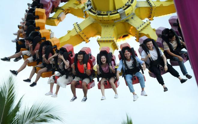 Những lý do khiến du khách đổ về các khu vui chơi giải trí Sun World Ảnh 2