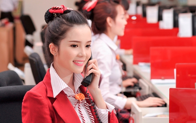 Nữ nhân viên ngân hàng đi thi Hoa hậu: 'Cháy hết mình cho thanh xuân rực rỡ' Ảnh 2