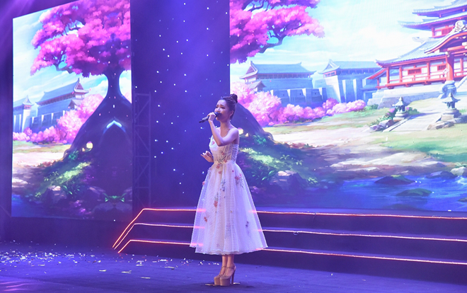 Hot: Bích Phương cũng có lúc đi ‘thi’ người đẹp với style công chúa mỏng manh Ảnh 2