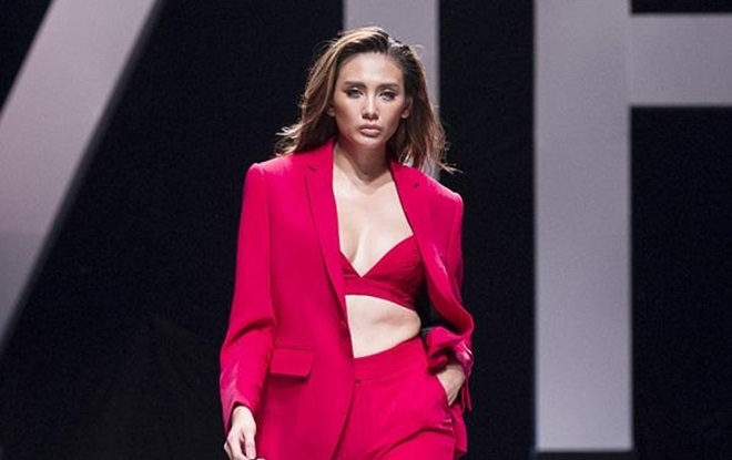 Võ Hoàng Yến ghé thăm Hành trình lột xác 2018, liệu thử thách gì đang chờ đợi top 10? Ảnh 2