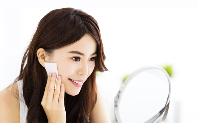 6 cách đơn giản giúp bạn 'đánh bay' nỗi lo mụn nội tiết Ảnh 2