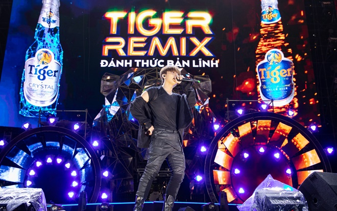 Sơn Tùng chính thức ‘khản giọng’ sau đêm diễn xuất thần tại đại nhạc hội lớn nhất năm Ảnh 2