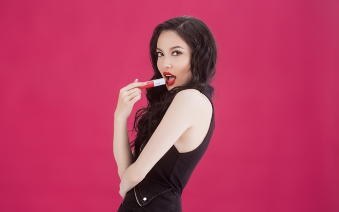 Đàn ông không có cũng được nhưng chắc chắn phải sở hữu một thỏi son! Ảnh 2