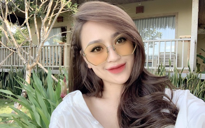 Học cách biến hóa kính mắt với nhiều style cá tính cùng DJ Tít, Thu Anh và dàn sao Hoa ngữ Ảnh 2