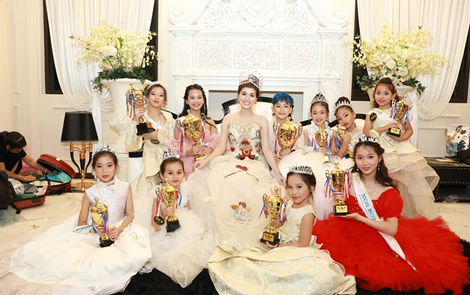 Hồ Oanh Yến xuất sắc đăng quang Queen Of Beauty World 2019 Ảnh 2