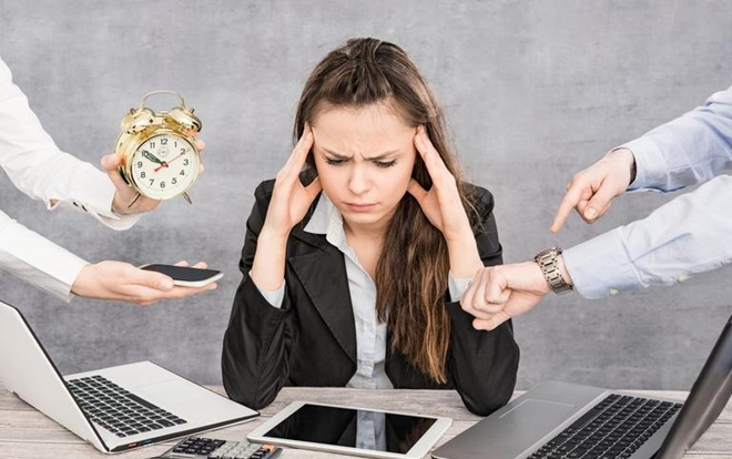 Nỗi khổ thầm kín của dân văn phòng khi làm việc teamwork Ảnh 2