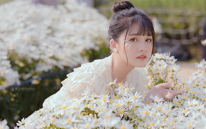 Hoa khôi thể thao Khánh Huyền tung bộ ảnh 'thanh xuân' đầy mộng mơ Ảnh 2