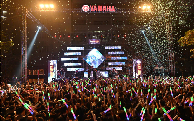 Yamaha Road to Ravolution - DJ Battle 'đổ bộ' Hà Nội: Dàn raver thứ thiệt 'sốc' trước độ 'khủng' và quy mô của sự kiện Ảnh 2