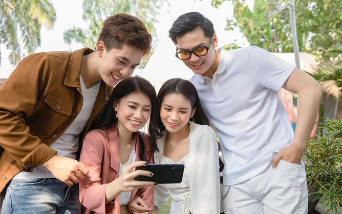 Hé lộ bí quyết để cuộc vui ngày Tết không bị gián đoạn vì điện thoại cạn pin Ảnh 2