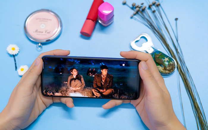 Tránh 'Cô Vy', không sợ chán vì đã có Realme 6 đồng hành cùng bạn Ảnh 2