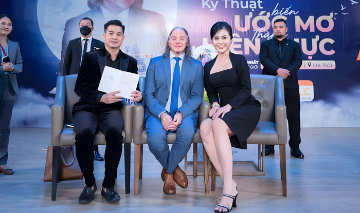 Thái My cho rằng cần luôn nỗ lực mới không bị bỏ lại phía sau