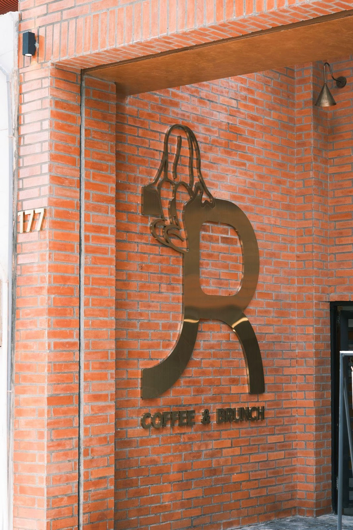 Logo the running bean