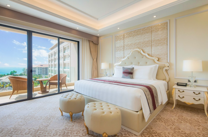 Wyndham Grand Phú Quốc nhìn ra bãi biển Bãi Dài bình dị. Trên đây là hình ảnh nội thất Standard Ocean Suite của Wyndham Grand Phú Quốc được xây dựng nhằm mang lại sự thoải mái nhất cho du khách.