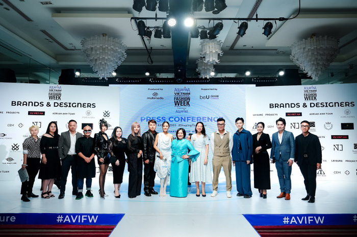 Ngô Diễm Hương mang câu chuyện đá quý vào thời trang tại Aquafina Vietnam International Fashion Week 2023 Ảnh 6