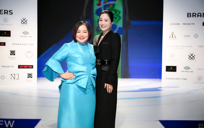 Ngô Diễm Hương mang câu chuyện đá quý vào thời trang tại Aquafina Vietnam International Fashion Week 2023 Ảnh 2