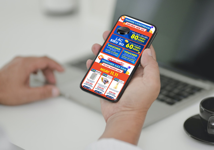 Liên hoàn ưu đãi bao gồm cả siêu quà có tổng trị giá lên đến 80 triệu đồng sẽ 'đổ bộ' Chuyện Vui Sốp Pi 11.11, dân tình săn sale chắc chắn không thể ngó lơ!