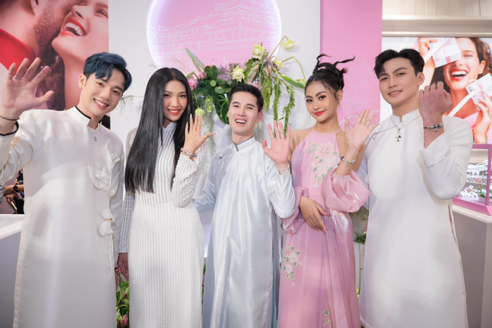 Mạc Trung Kiên - Quán quân The Face Việt Nam 2018, Huỳnh Tú Anh - Quán quân The Face Việt Nam 2023, Minh Toại - Á Quân The Face Việt Nam 2023 , Xuân Hạnh - Á Quân The Face Việt Nam 2023