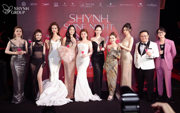 Giang Hồng Ngọc - Isaac 'cháy' hết mình trong đại tiệc 