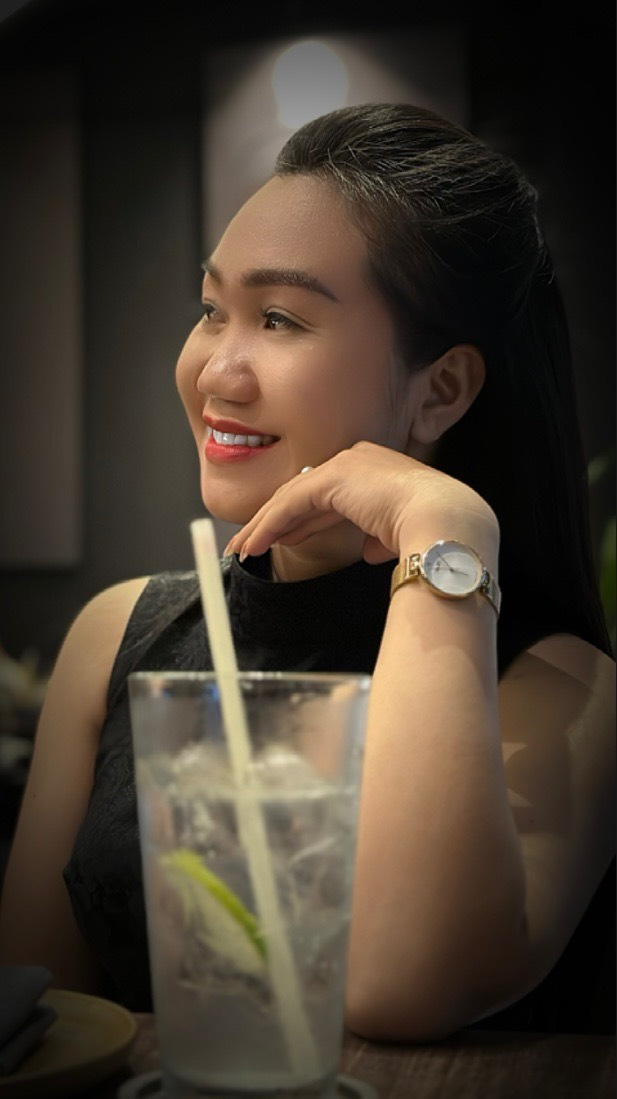 Thời gian đầu mới bắt tay vào khởi nghiệp, Hạ Uyên gặp không ít khó khăn