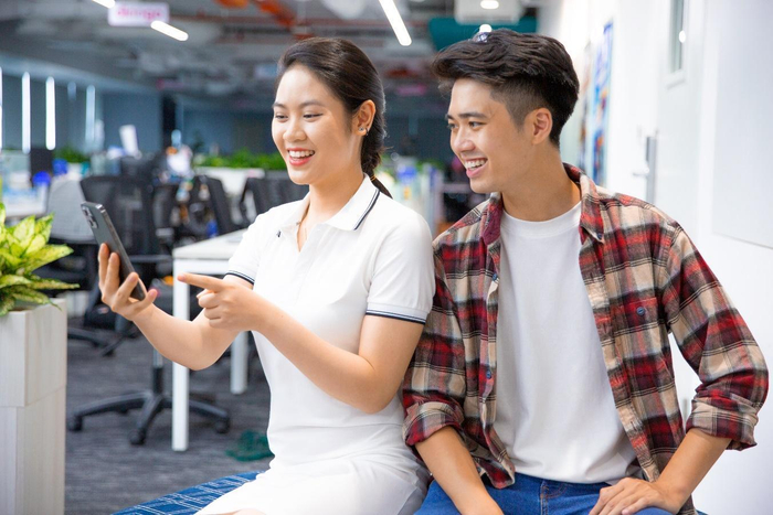 Tiết kiệm – tiện lợi – tối ưu chi phí khi đặt vé tàu – xe là lựa chọn của nhiều Gen Z