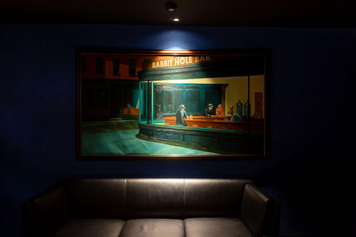 Nighthawks - Khi nỗi buồn là góc khuất trong một xã hội phát triển