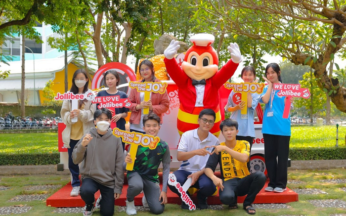 Những khoảnh khắc khó quên của chuỗi sự kiện Chuyến Xe Vui Vẻ Jollibee Ảnh 2