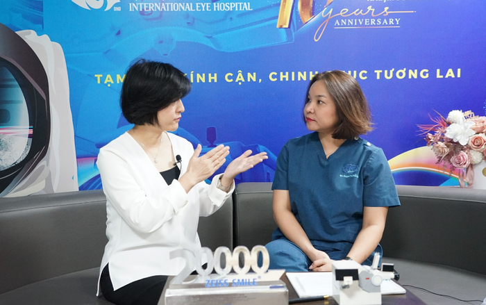 Hệ thống máy phẫu thuật khúc xạ hiện đại nhất thế giới VISUMAX 800 đã có mặt tại DND Ảnh 2