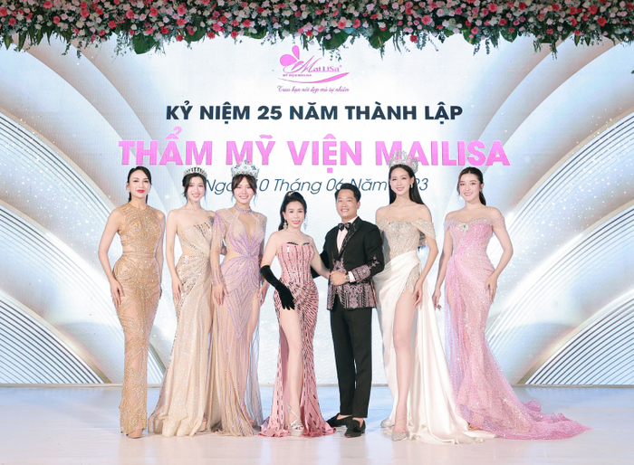 Loạt nghệ sĩ, dàn hậu cùng tụ hội trong đêm tiệc kỷ niệm 25 năm Mailisa